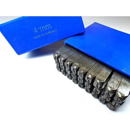 KIRJAINMEISTISARJA 4 MM