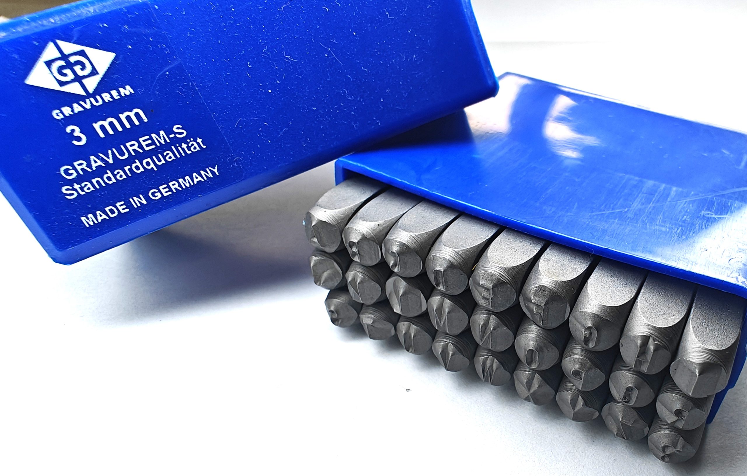 KIRJAINMEISTISARJA 3 MM