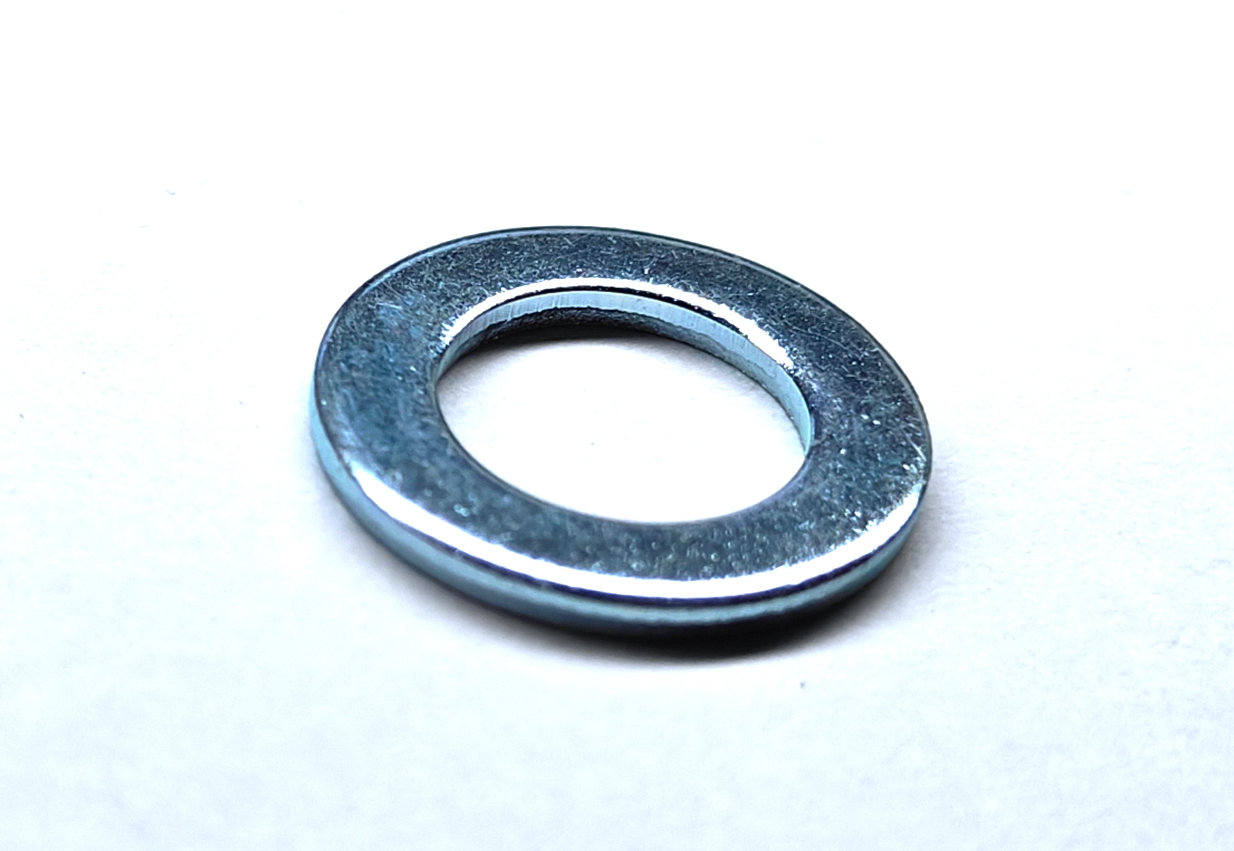 KULUTUSRENGAS 6 MM ZN 100 KPL